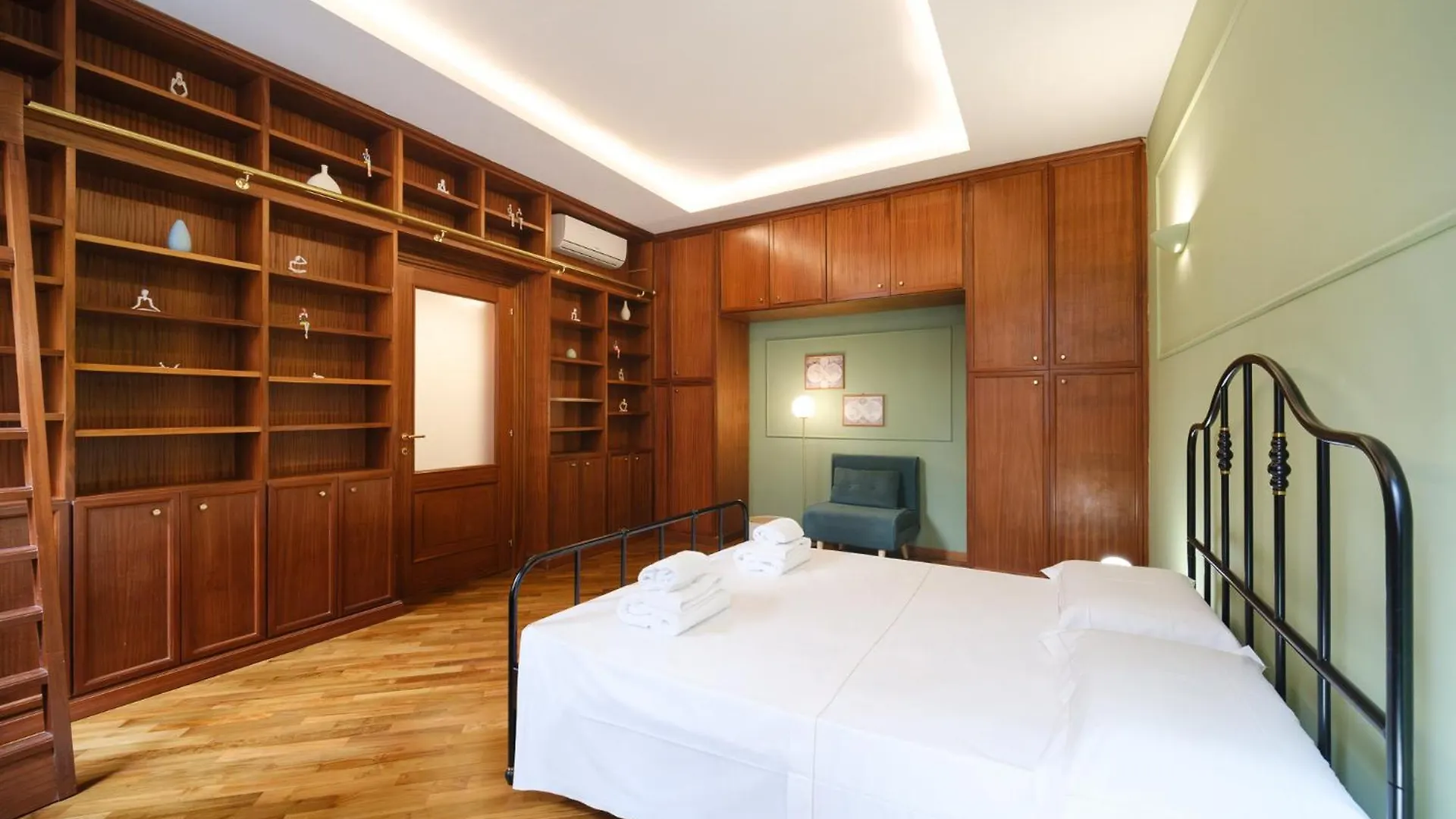 Apartment Dadada By Buddyrent Rome
